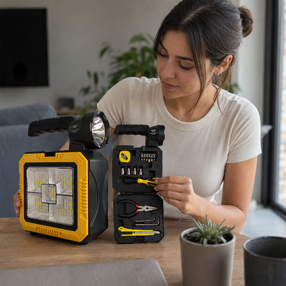 Linterna Solar con Kit de Herramientas